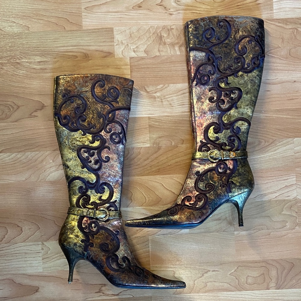 Elegant Gold and Bronze womens boots
